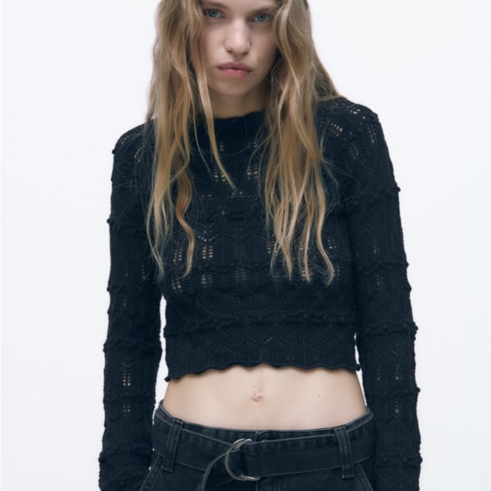ZARA KNIT SWEATER WITH OPEN BACK